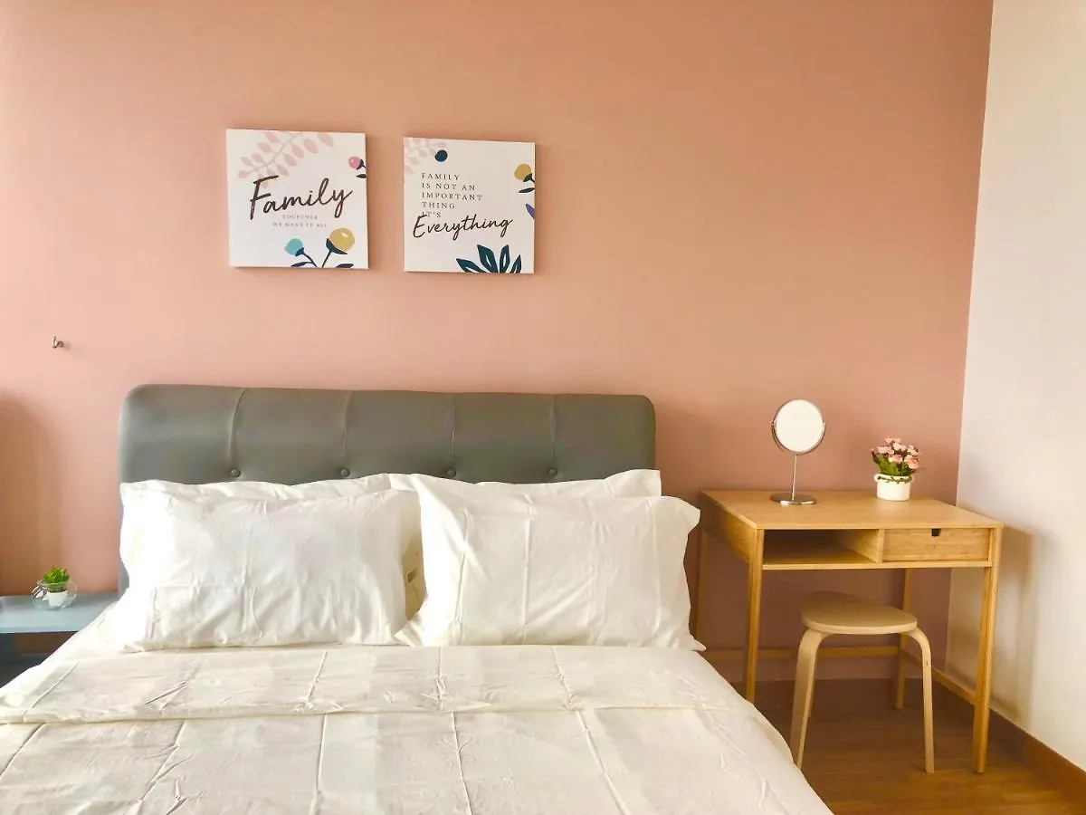 Tropicana 218 Macalister Netflix Unit By Blue Sky Holidays George Town Apartamento